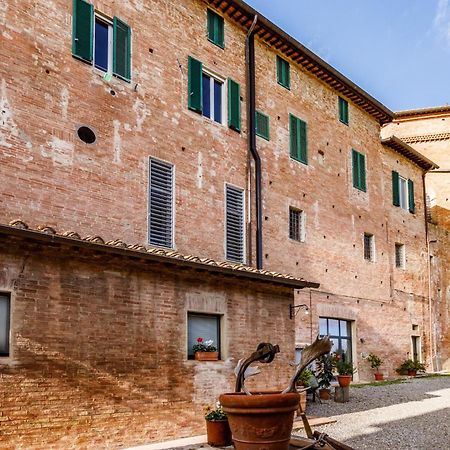 Porta Romana Elegant Apartments With Private Parking! Siena Exterior photo