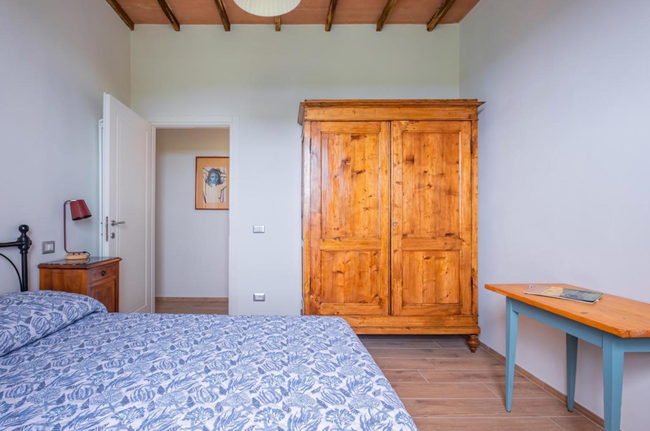 Porta Romana Elegant Apartments With Private Parking! Siena Exterior photo