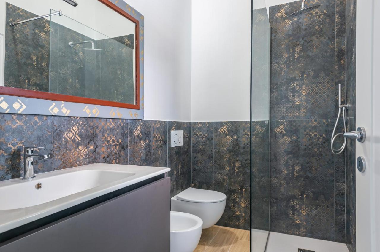 Porta Romana Elegant Apartments With Private Parking! Siena Exterior photo