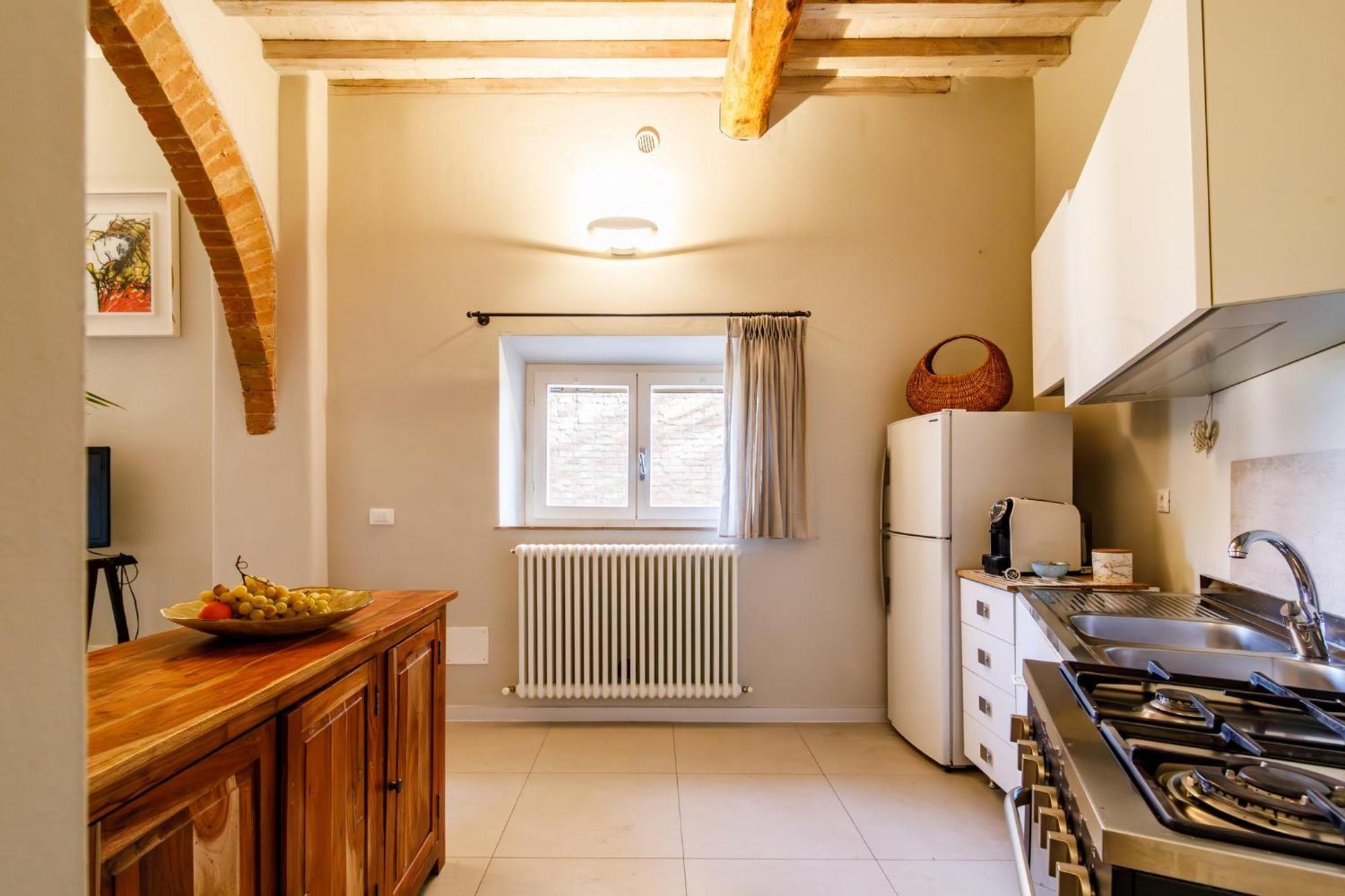 Porta Romana Elegant Apartments With Private Parking! Siena Exterior photo